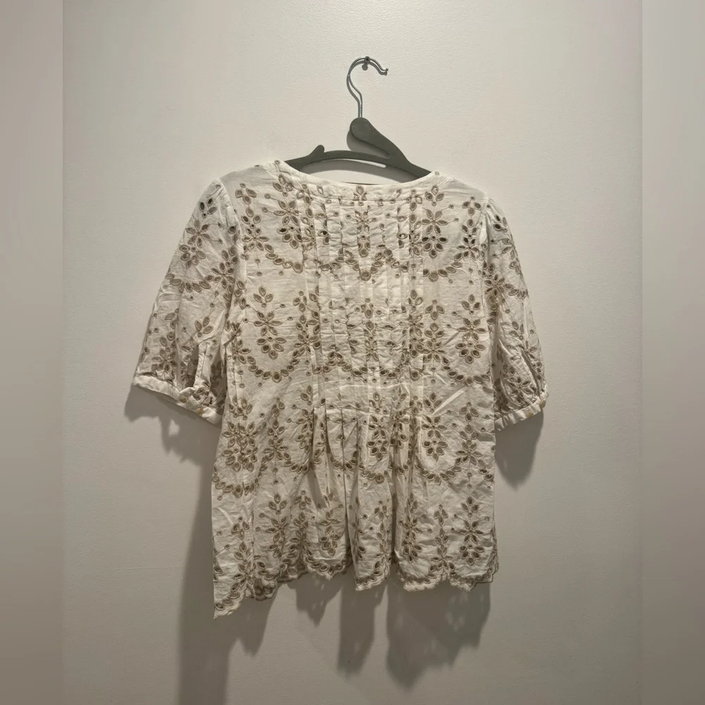 Feather & Bone Anthropologie Eyelet Floral Top
